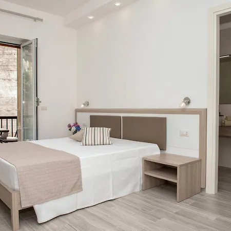 Bed & Breakfast A Un Passo Dal Mare