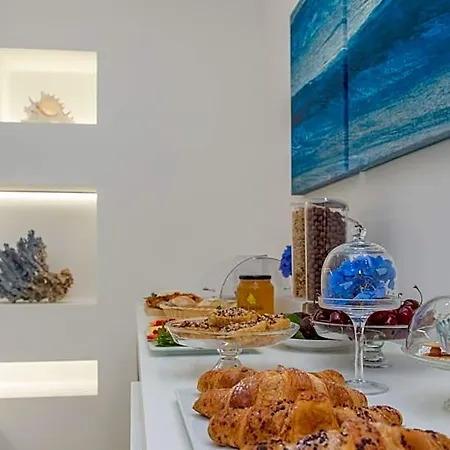 A Un Passo Dal Mare Bed & Breakfast 4*