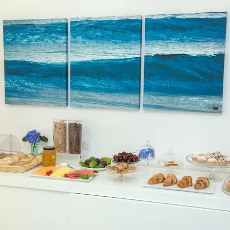 A Un Passo Dal Mare Bed & Breakfast Vieste