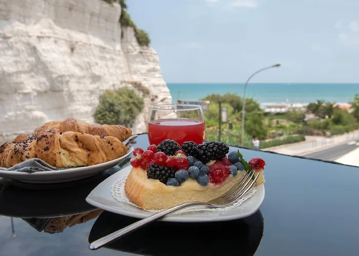 A Un Passo Dal Mare Bed & Breakfast 4*